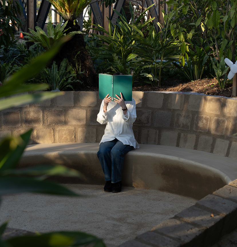 大多喜有用植物苑の庭と温室（千葉県大多喜町）